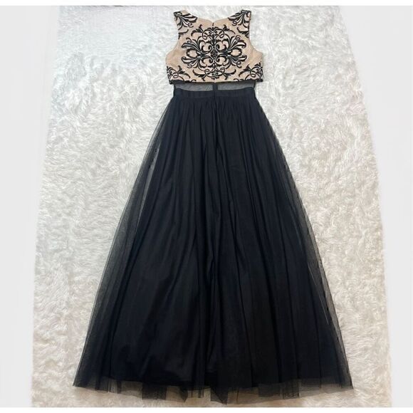 Betsy & Adam Formal Prom Dress Size 2 Black Beige Tulle Sheer Midriff - Picture 5 of 12
